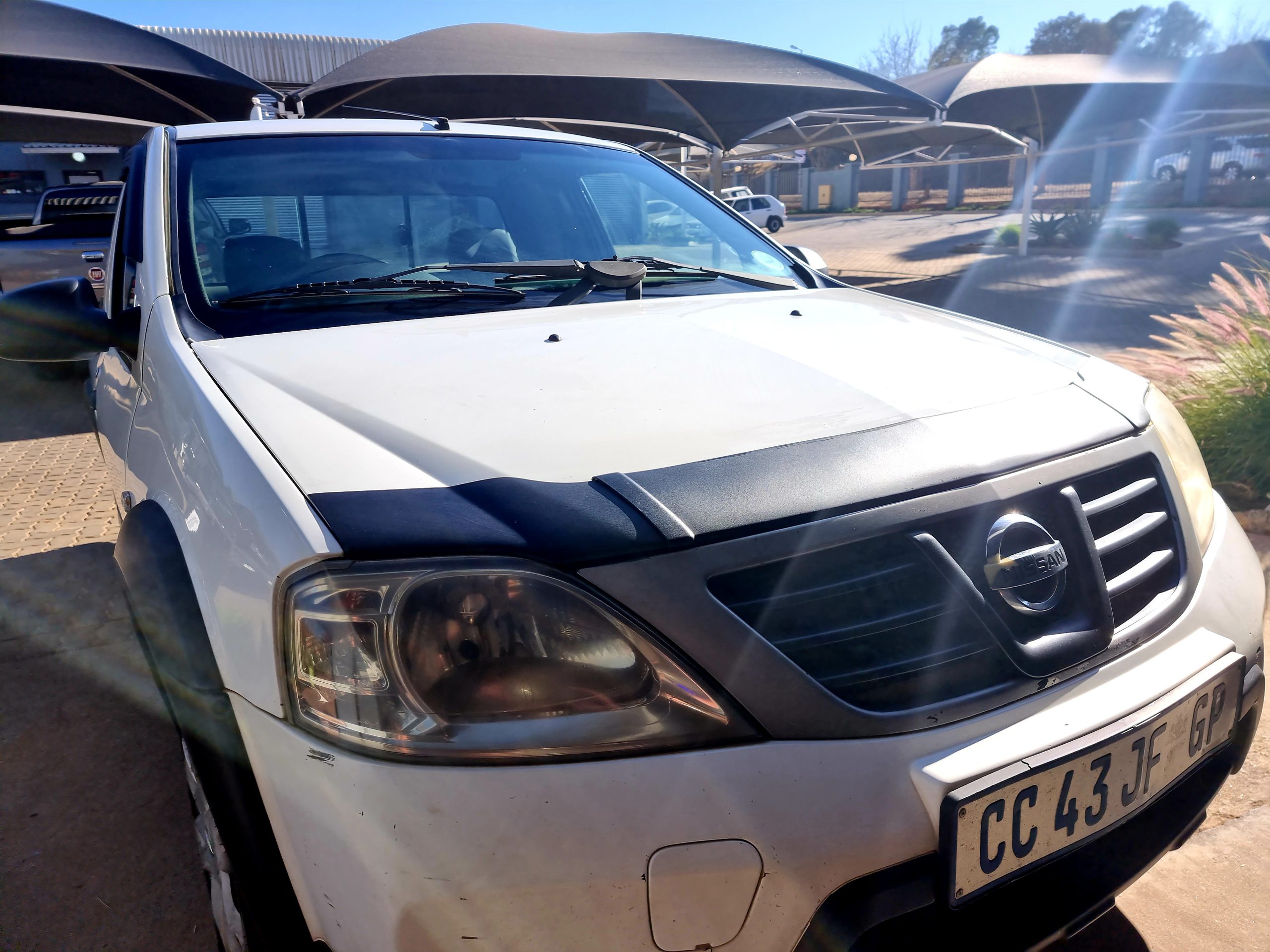 Nissan NP200 Bonnet Guard 3pcs ABS Plastic MIDNIGHT RANGE - Image 4