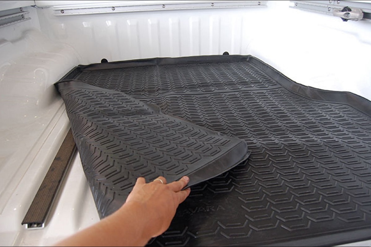 Nissan Navara D/C 2005-2020 TPE Bin Mat - Image 3