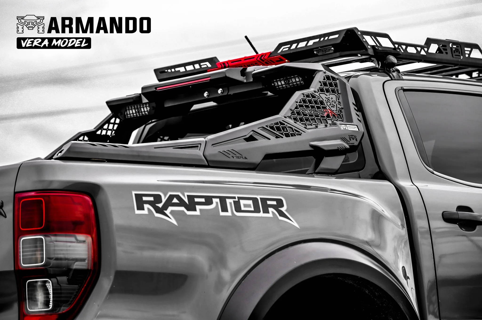 Universal Armando Vera Roll Ba…