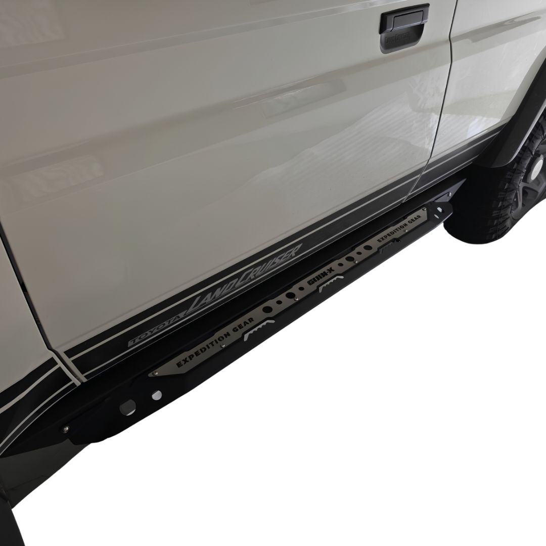 Land Cruiser LC79 Rocksliders 2.8l & V8 Single Cab (2004-Present) (Silver Step Plates) - Gobi X - TOY1017 - Image 4