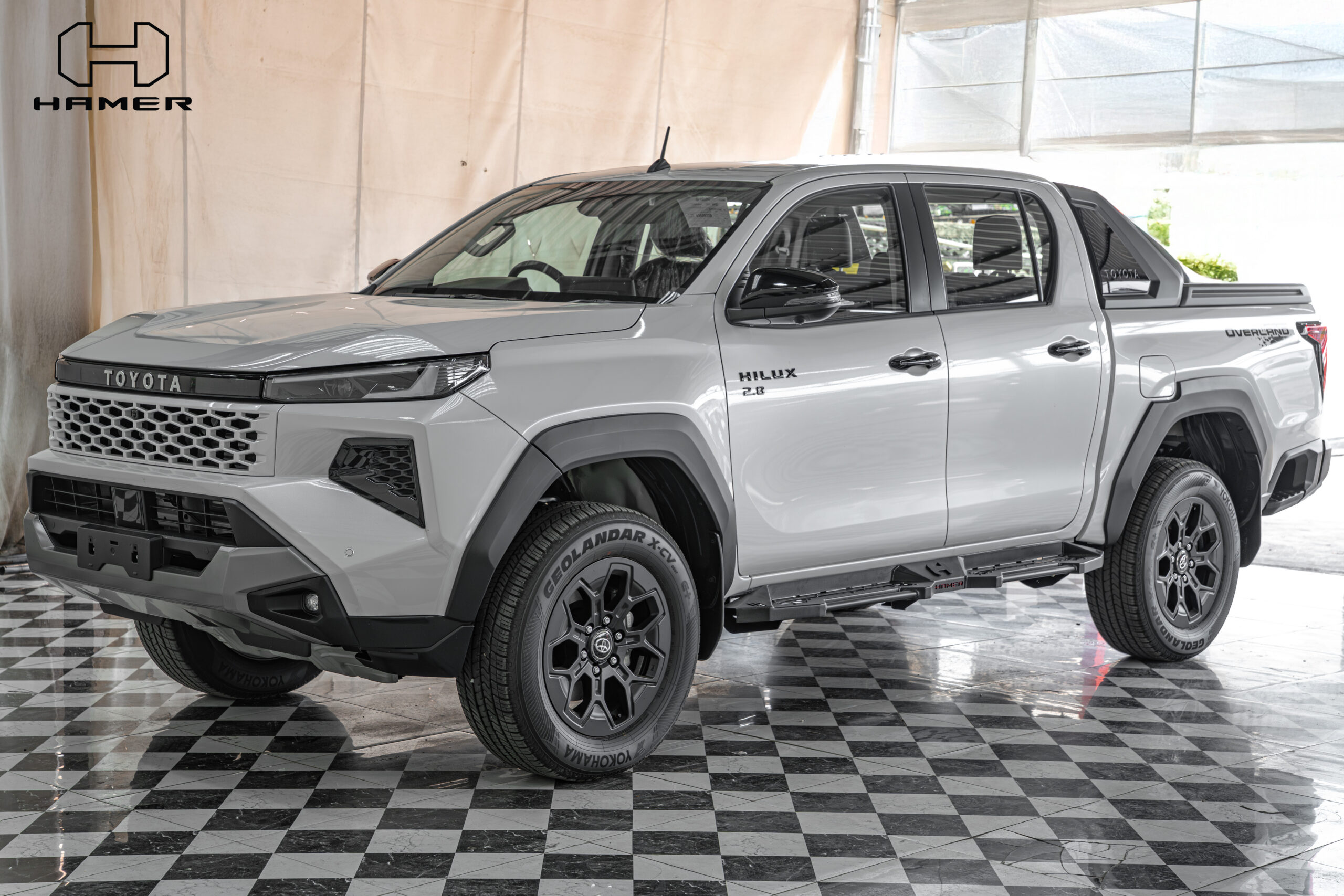Toyota Hilux Travo 2026+ Shadow Series Side Steps- Hamer - AM105-RE15 - Image 4